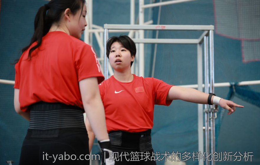 现代篮球战术的多样化创新分析